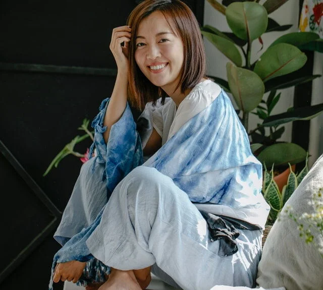 Why do Japanese people wash their face for 10 minutes?